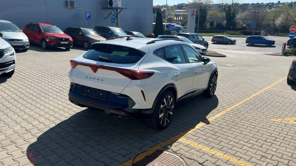 Obrázok CUPRA Formentor 1,5 eTSI 150 7DSG