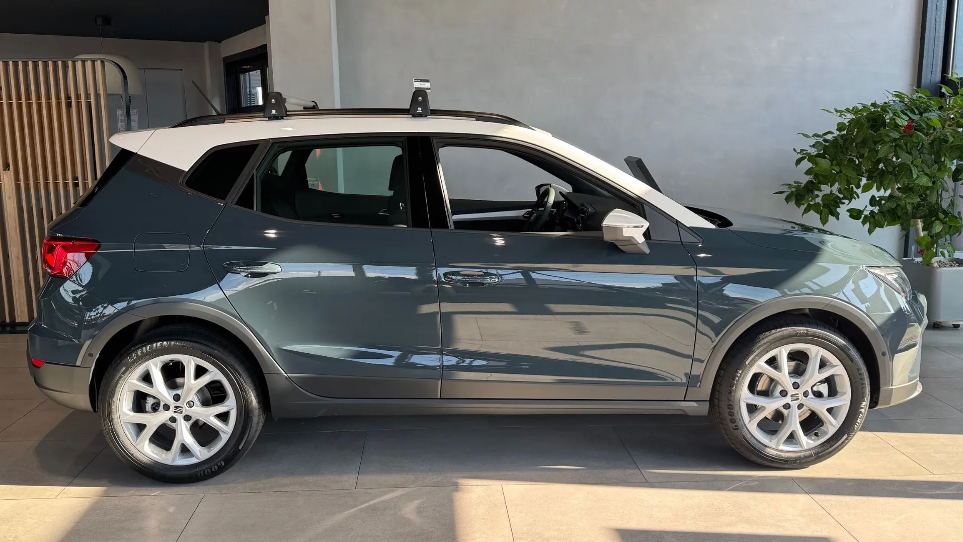 Obrázok Arona FR Max 1,0 TSI 115  7-DSG