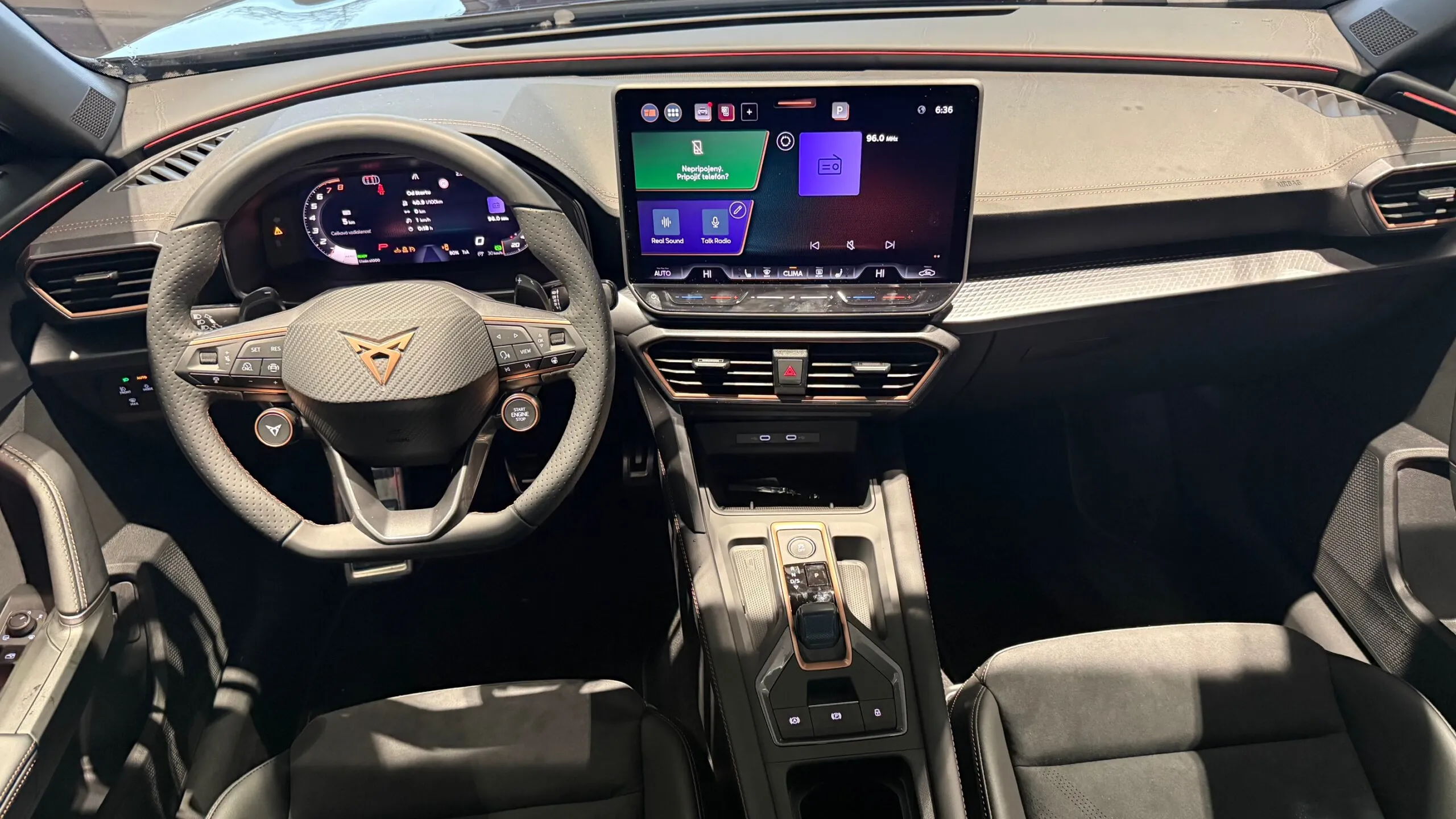 Obrázok CUPRA Formentor 1,5 eTSI 150 7DSG