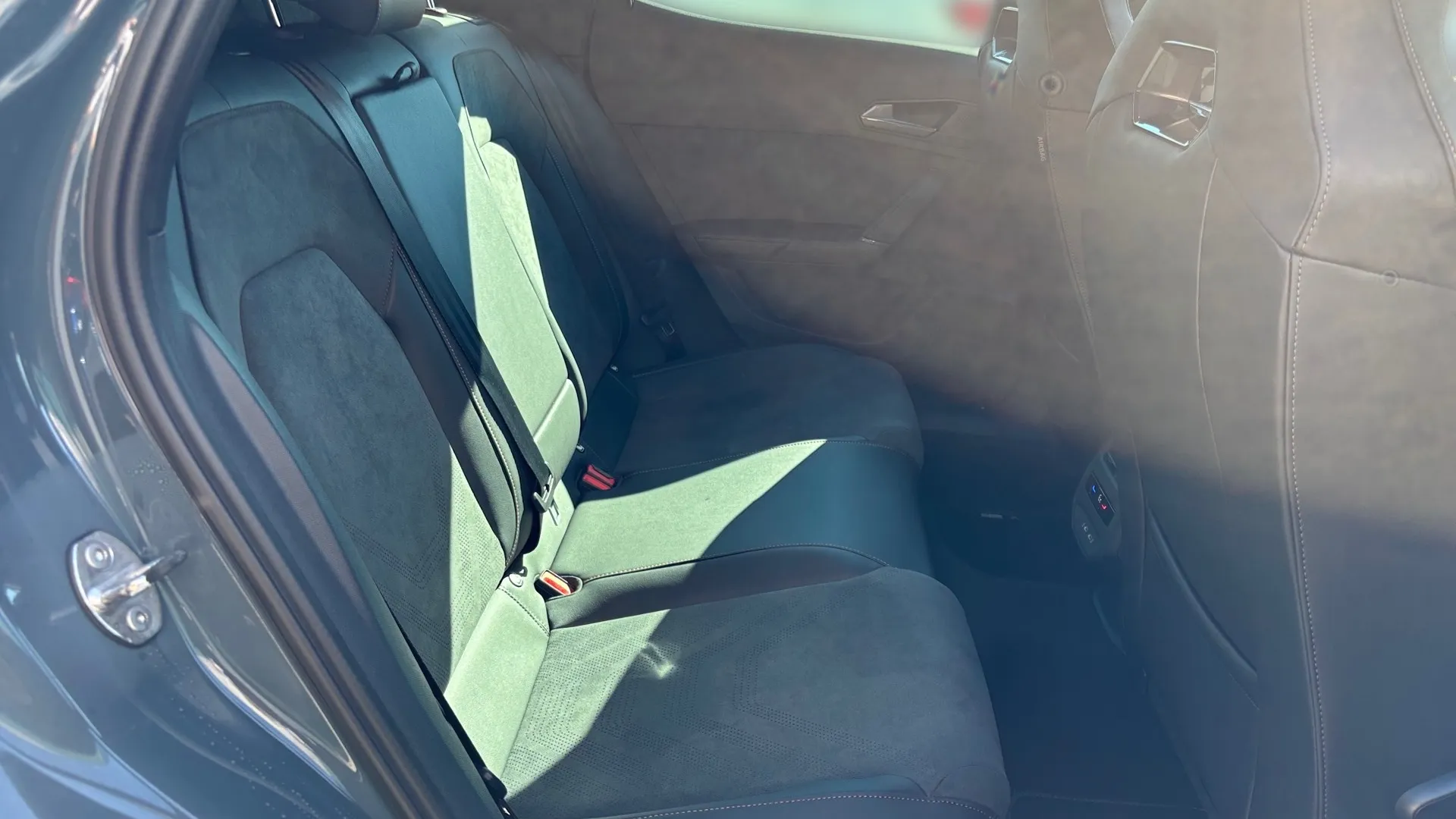 Obrázok CUPRA Formentor VZ 1,5 TSI 272 eHybrid