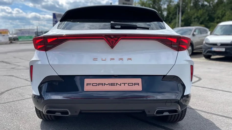 Obrázok CUPRA Formentor VZ 1,5 TSI 272 eHybrid