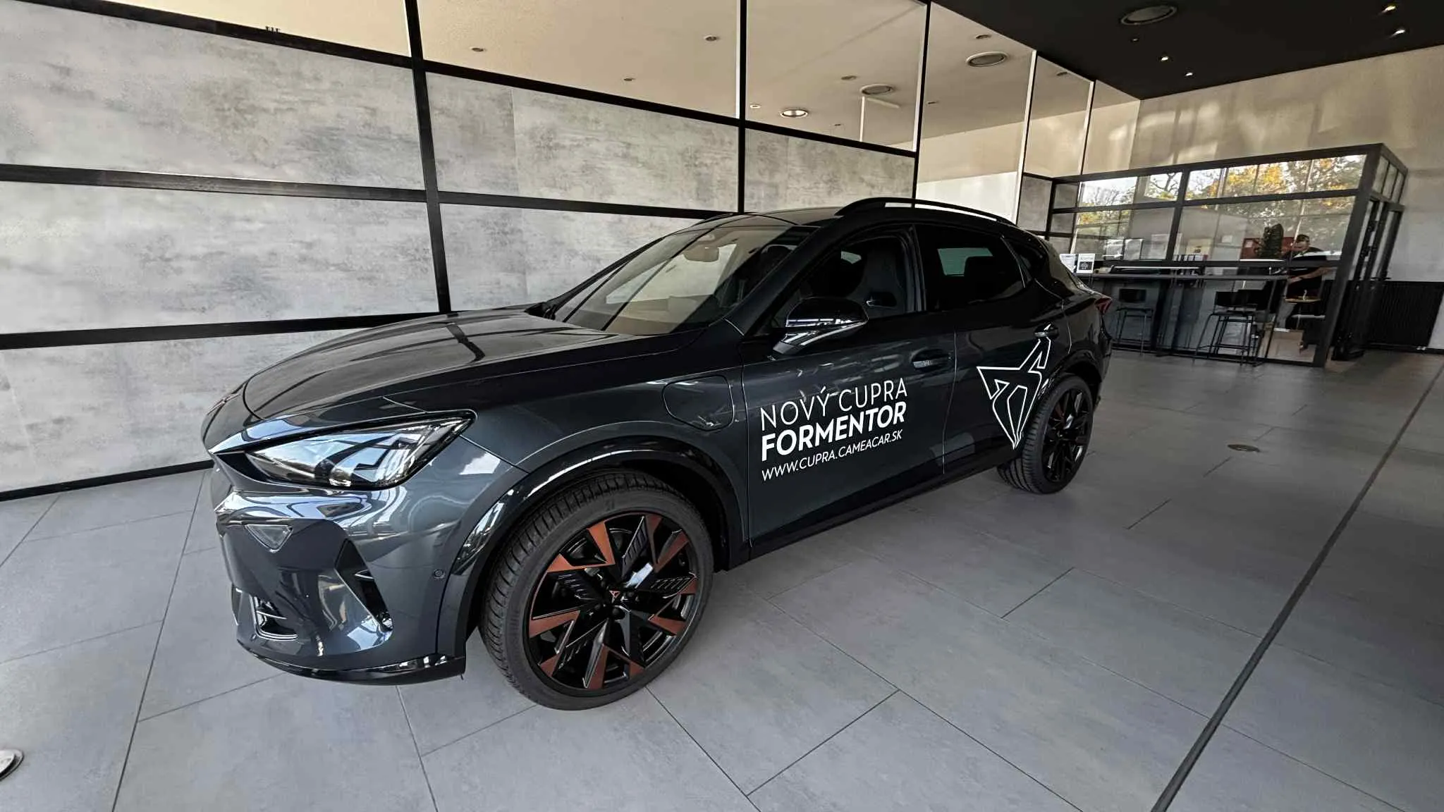 Obrázok CUPRA Formentor VZ 1,5 TSI 272 eHybrid