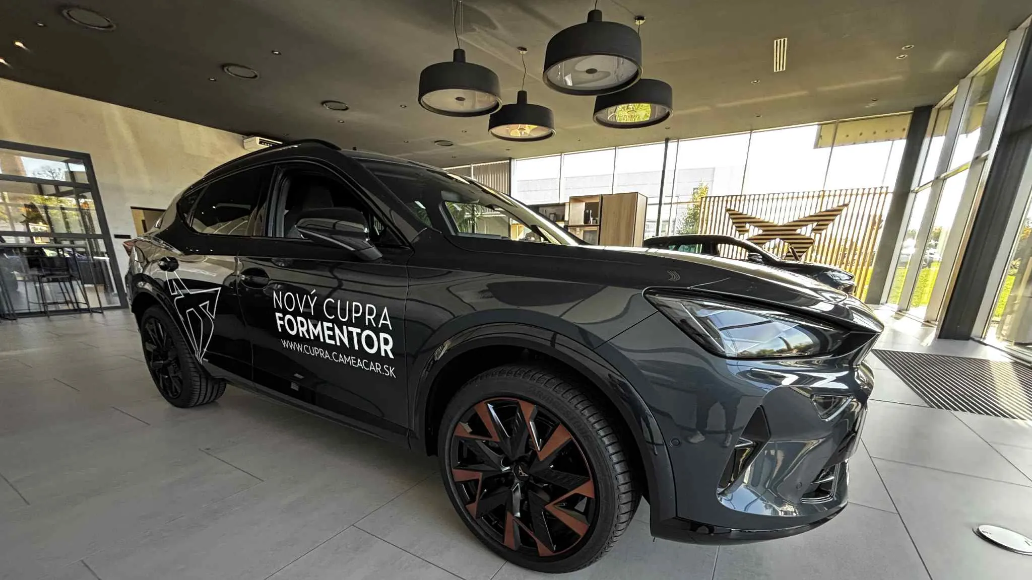 Obrázok CUPRA Formentor VZ 1,5 TSI 272 eHybrid