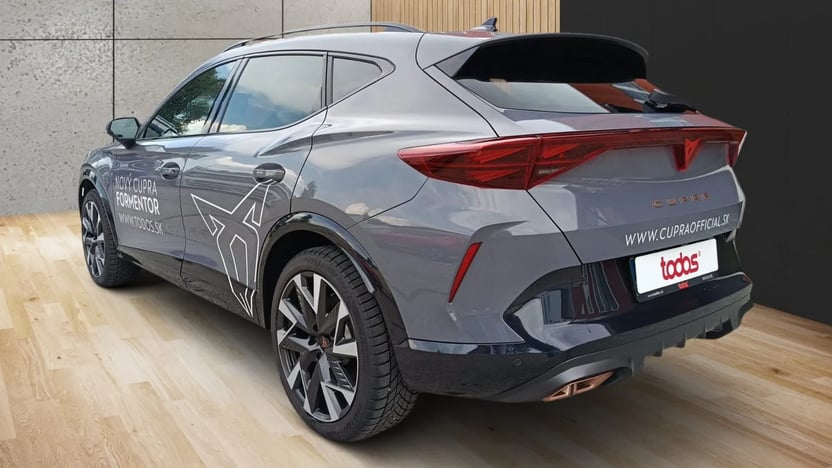 Obrázok CUPRA Formentor VZ 1,5 TSI 272 eHybrid