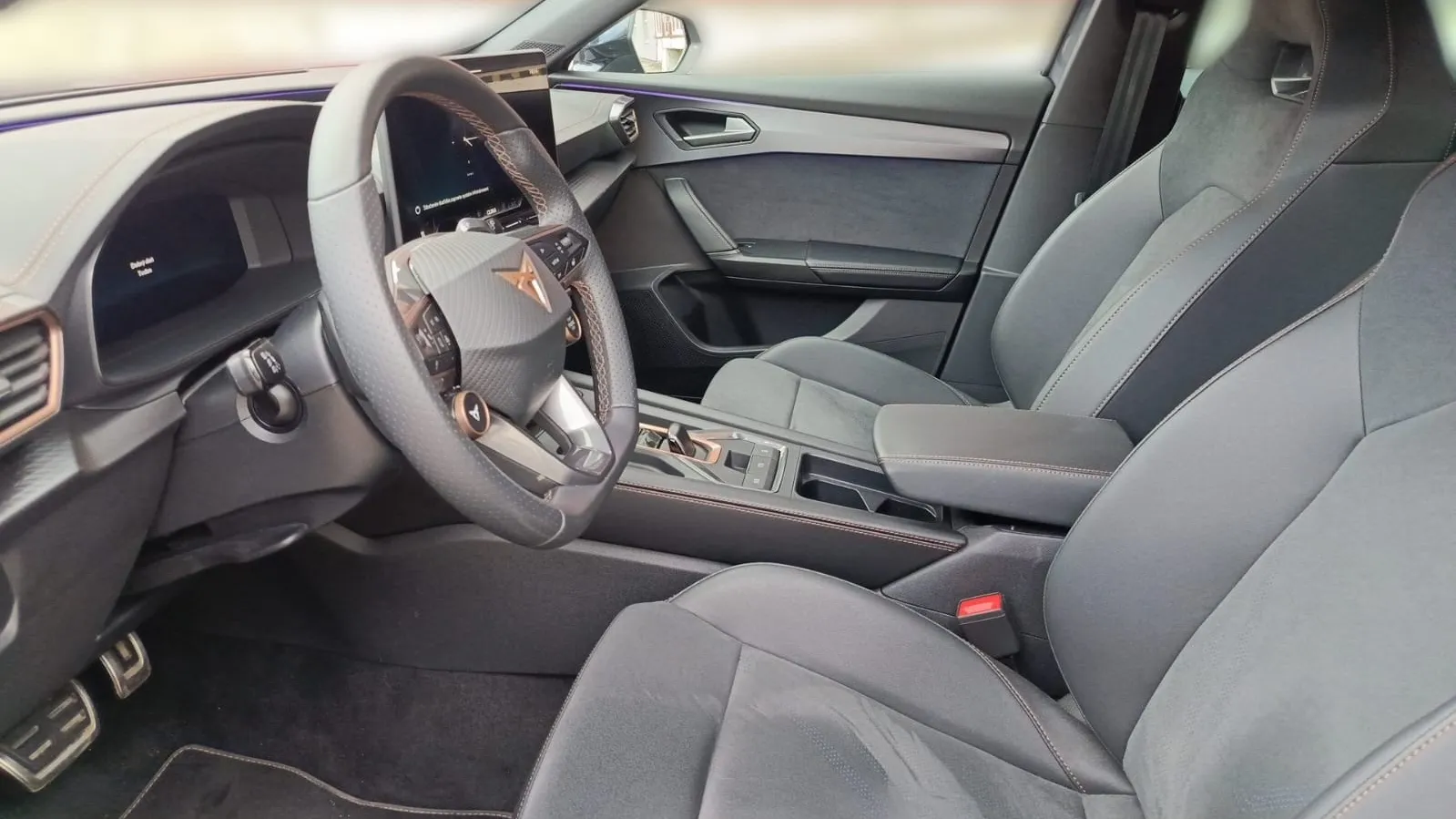Obrázok CUPRA Formentor VZ 1,5 TSI 272 eHybrid
