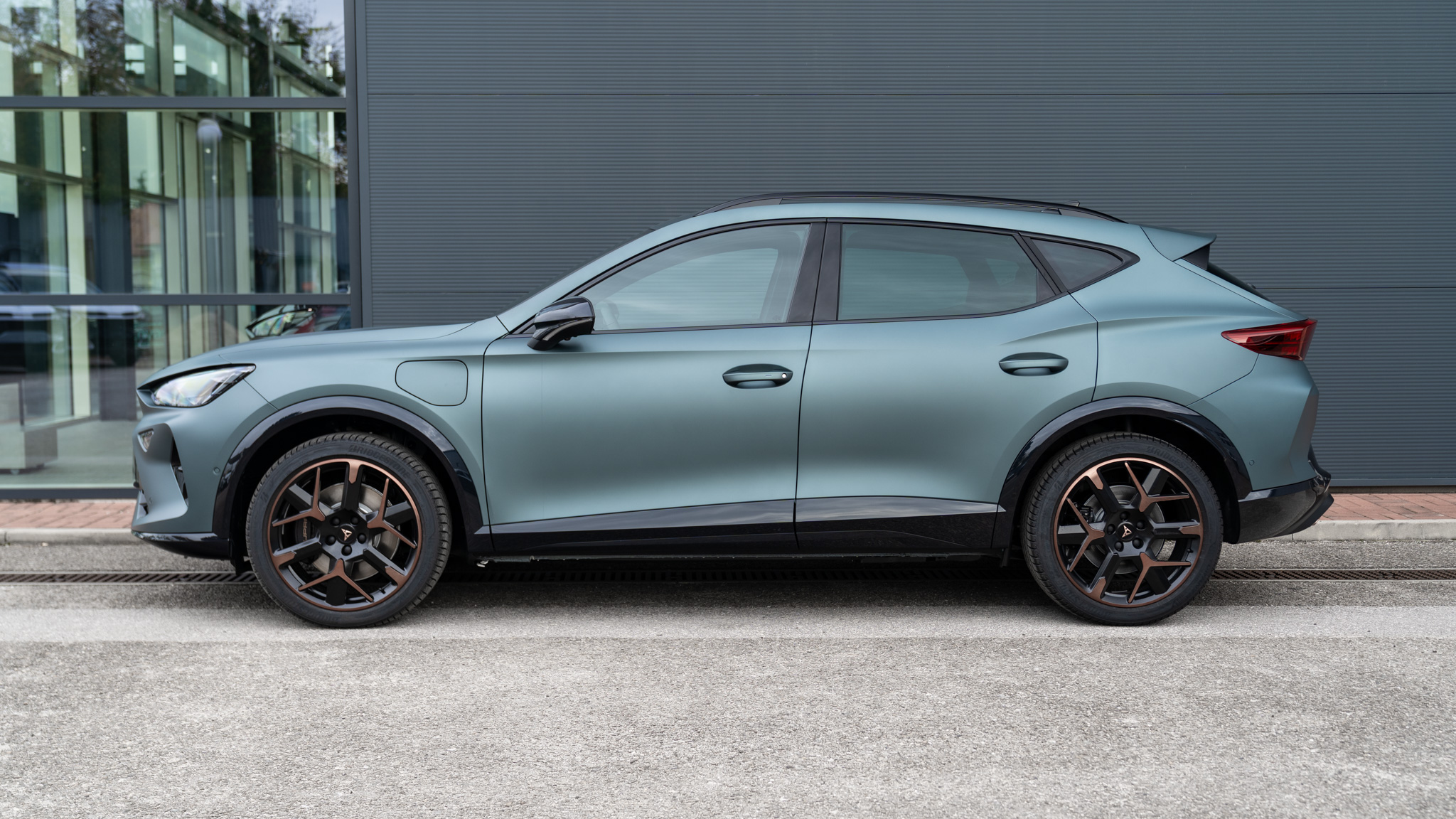 Obrázok CUPRA Formentor VZ 1,5 TSI 272 eHybrid