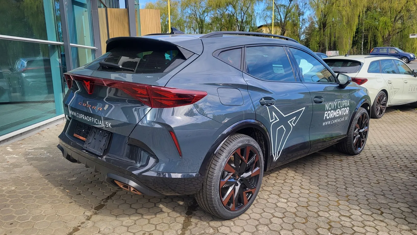 Obrázok CUPRA Formentor VZ 1,5 TSI 272 eHybrid