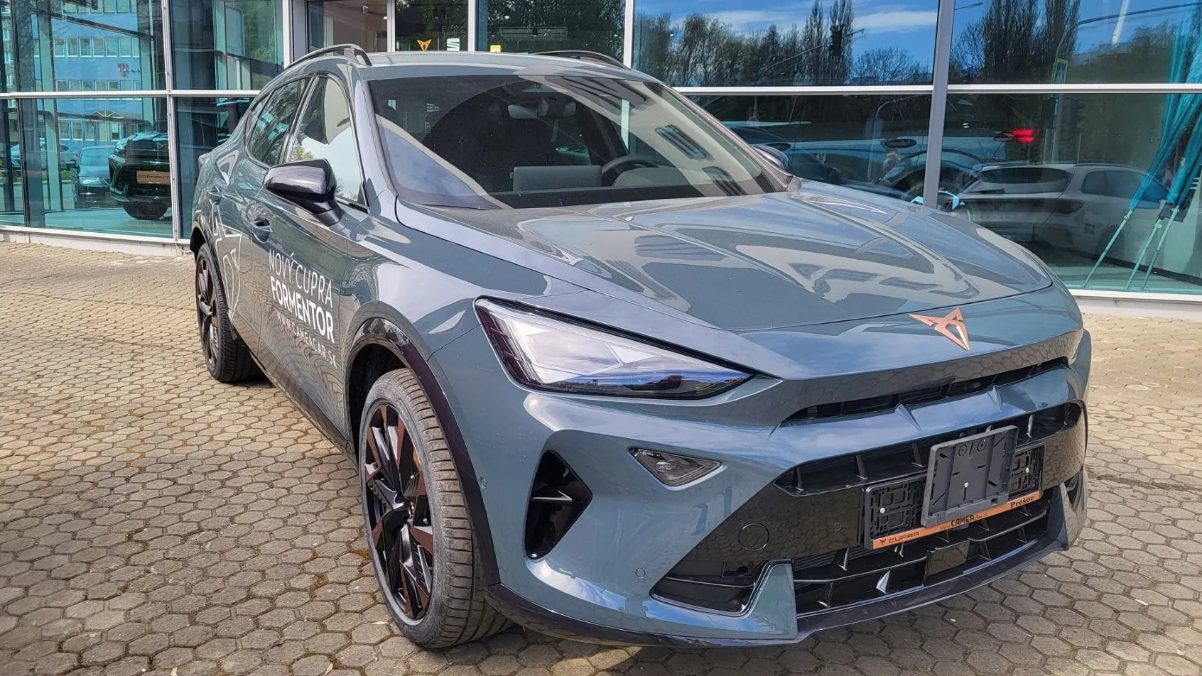 Obrázok CUPRA Formentor VZ 1,5 TSI 272 eHybrid
