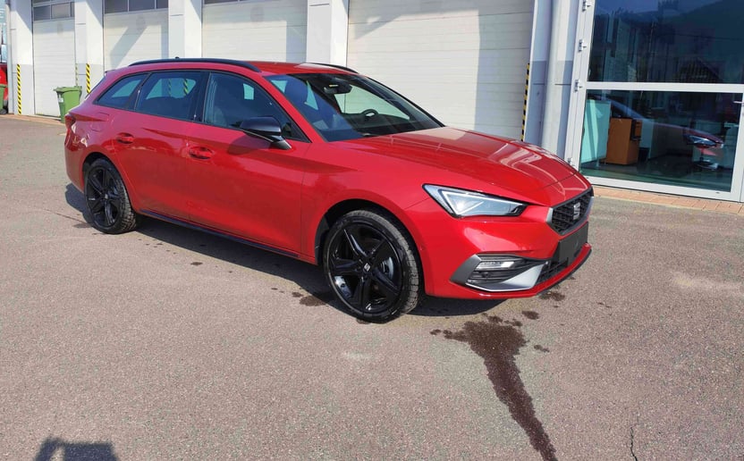 Obrázok Leon SP FR Black+ 1,5 eTSI 150 7DSG