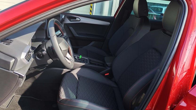 Obrázok Leon SP FR Black+ 1,5 eTSI 150 7DSG