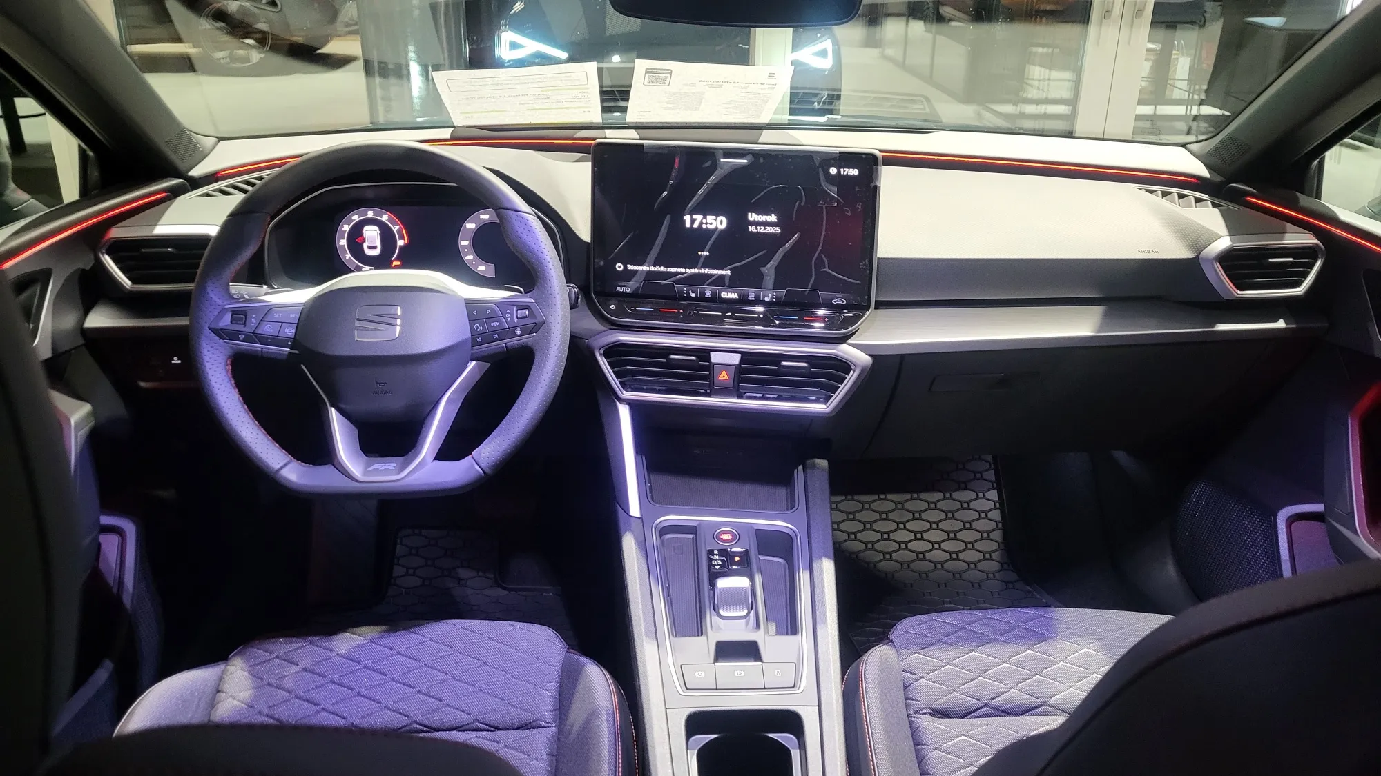 Obrázok Leon SP FR Max+ 1,5 eTSI 150 7DSG