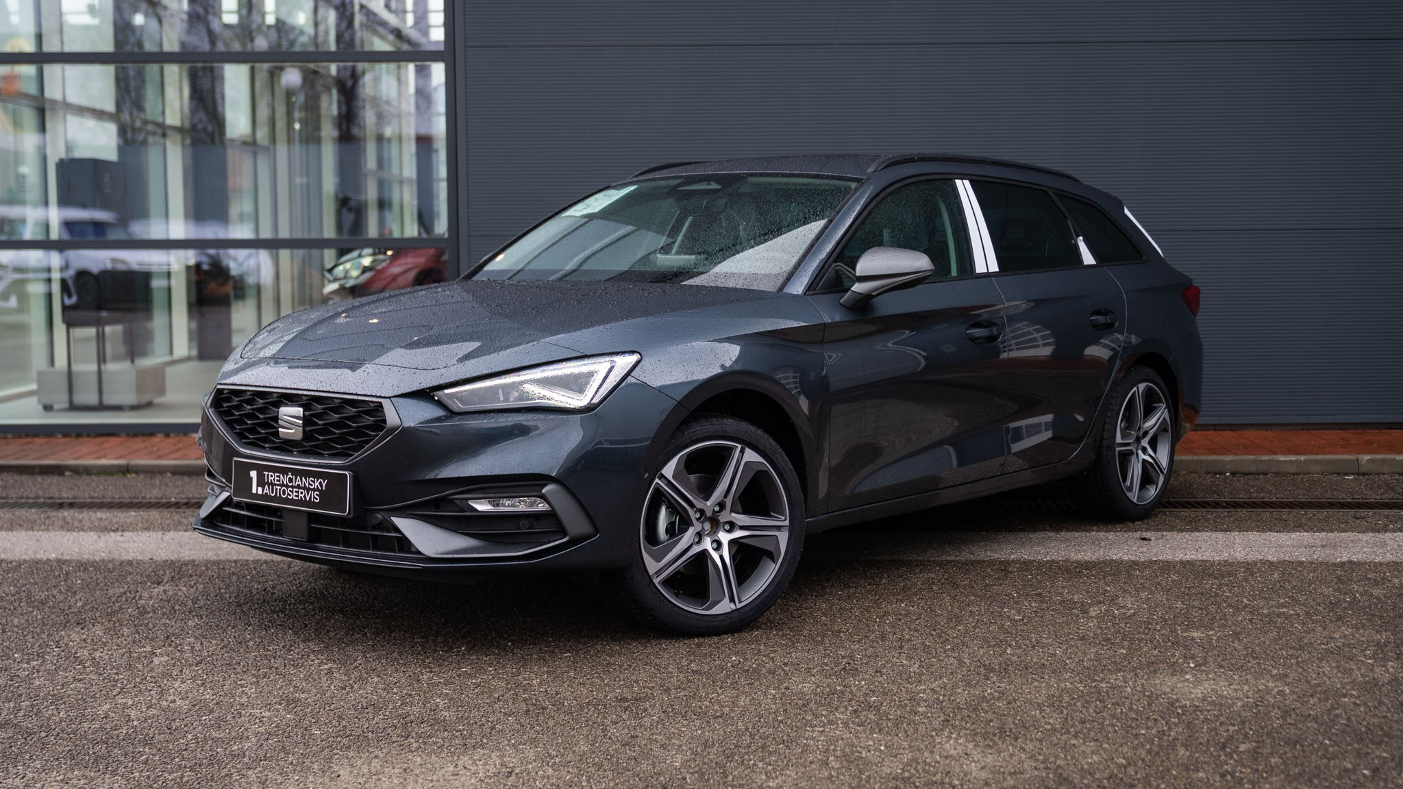 Obrázok Leon SP FR Max+ 1,5 eTSI 150 7DSG