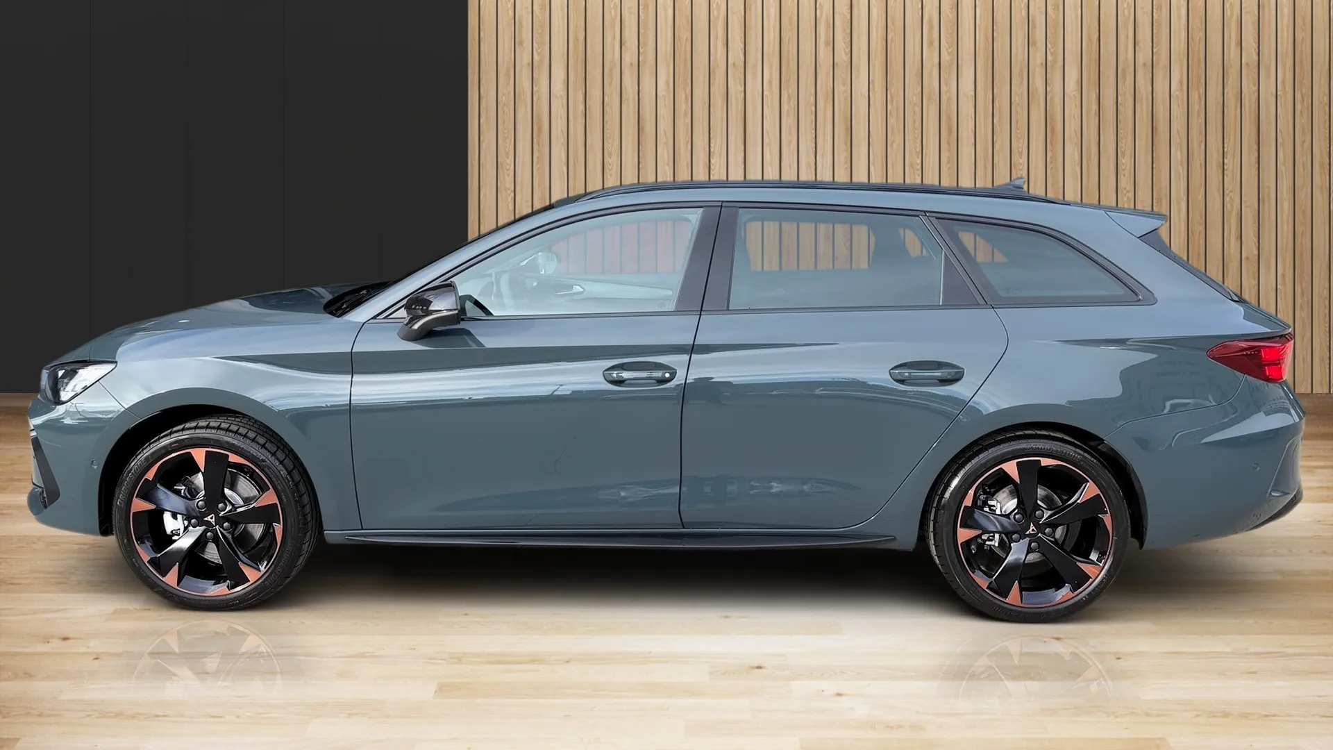 Obrázok CUPRA Leon SP 2,0 TSI 204 4D 7-DSG