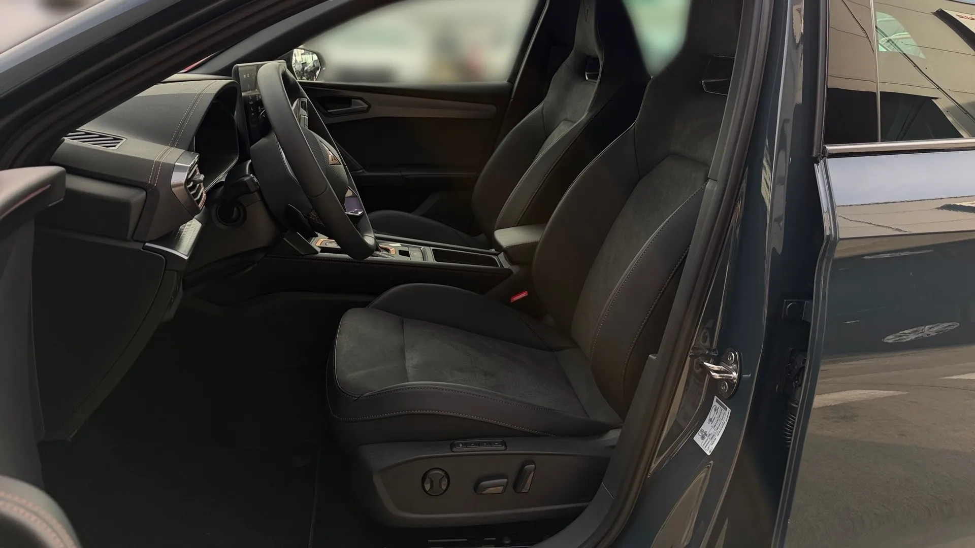 Obrázok CUPRA Leon SP 2,0 TSI 204 4D 7-DSG