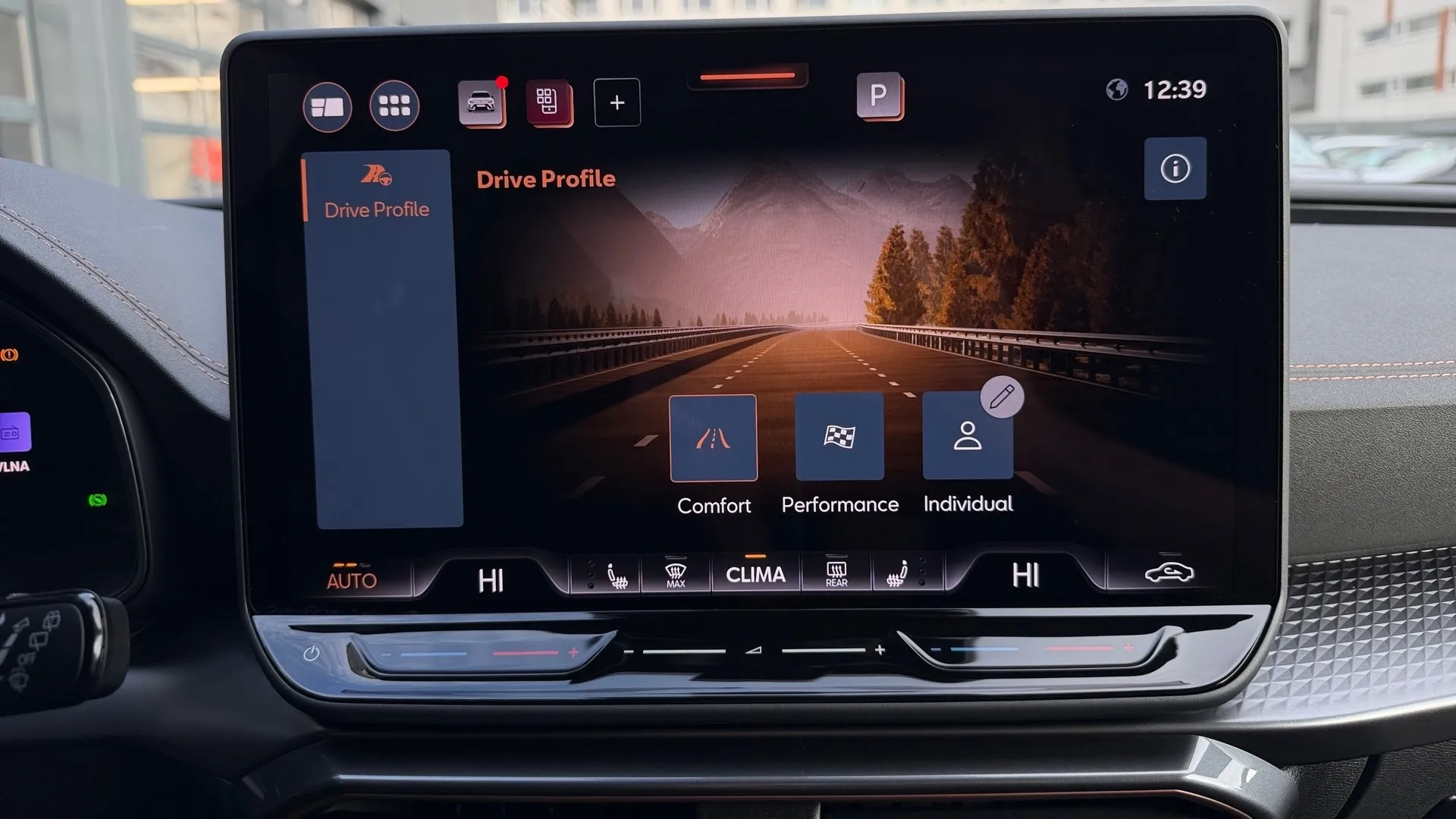 Obrázok CUPRA Leon SP 2,0 TSI 204 4D 7-DSG