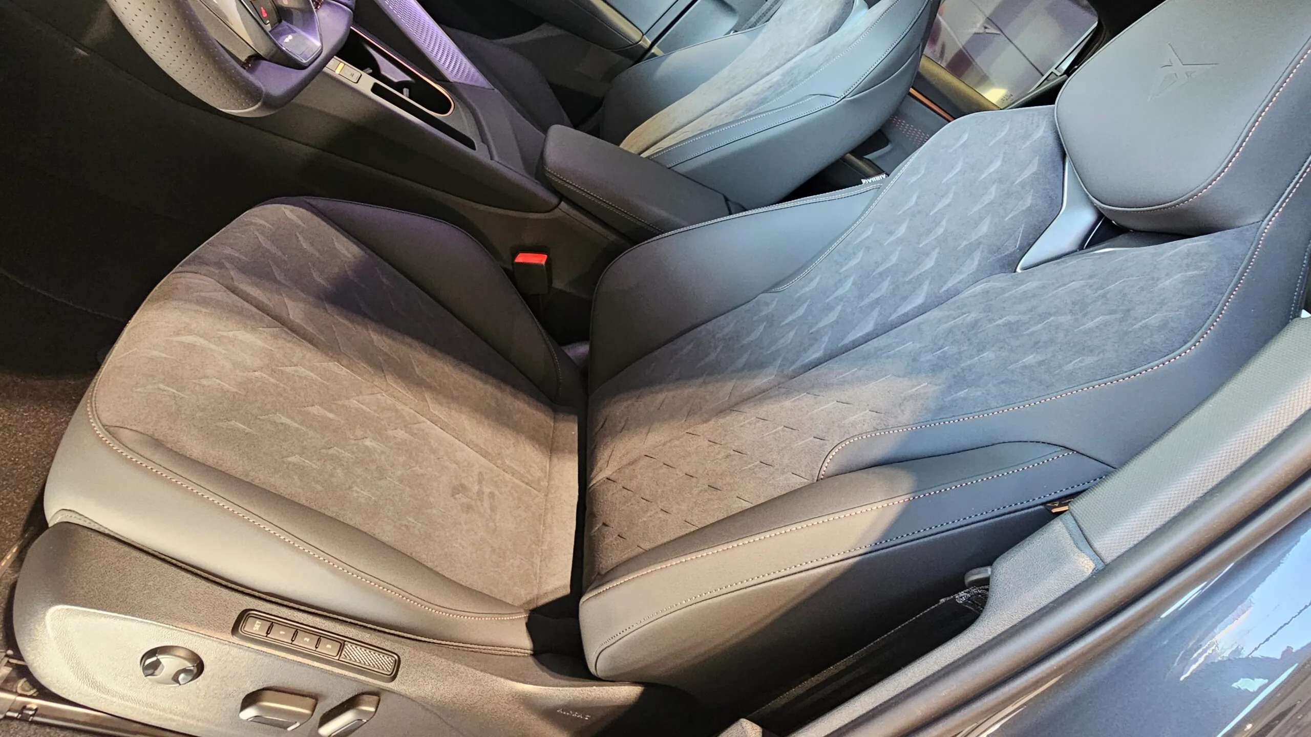 Obrázok CUPRA Terramar 2,0 TSI 204 4D 7DSG