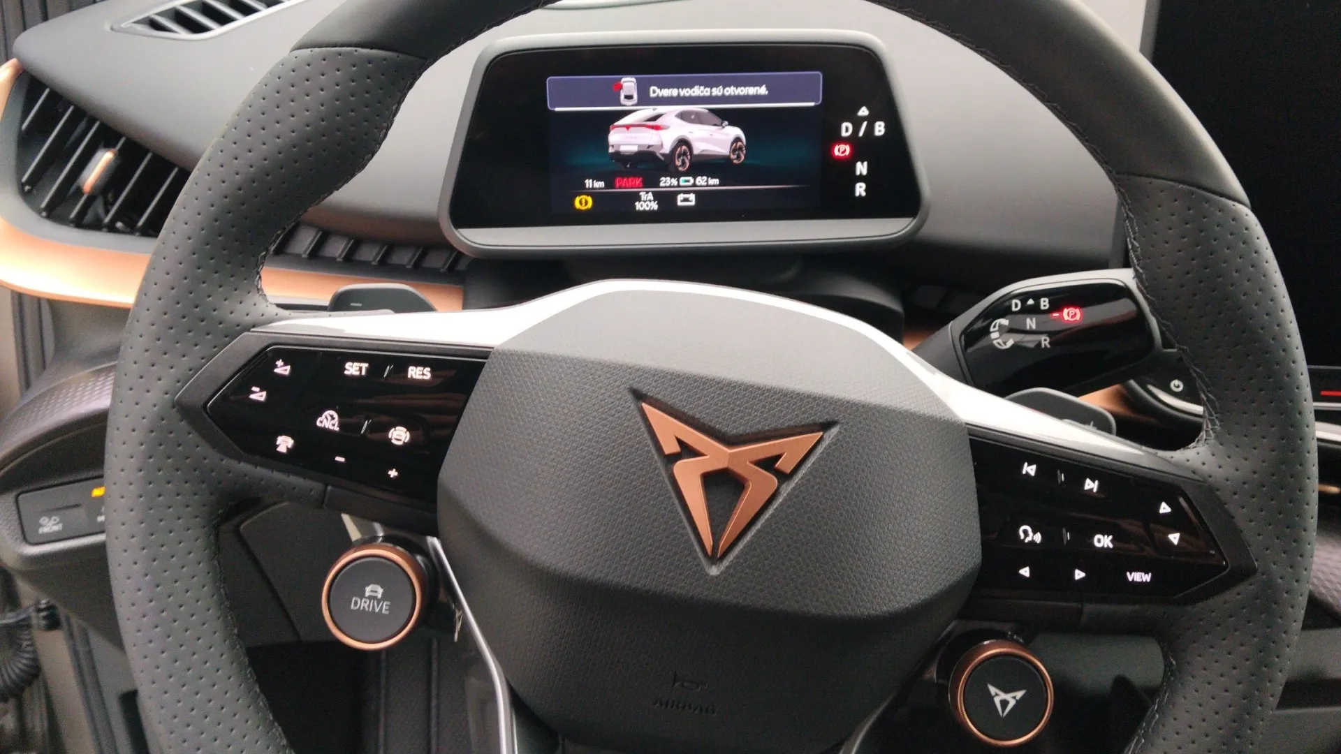 Obrázok CUPRA Tavascan 286/82 ADVANCE