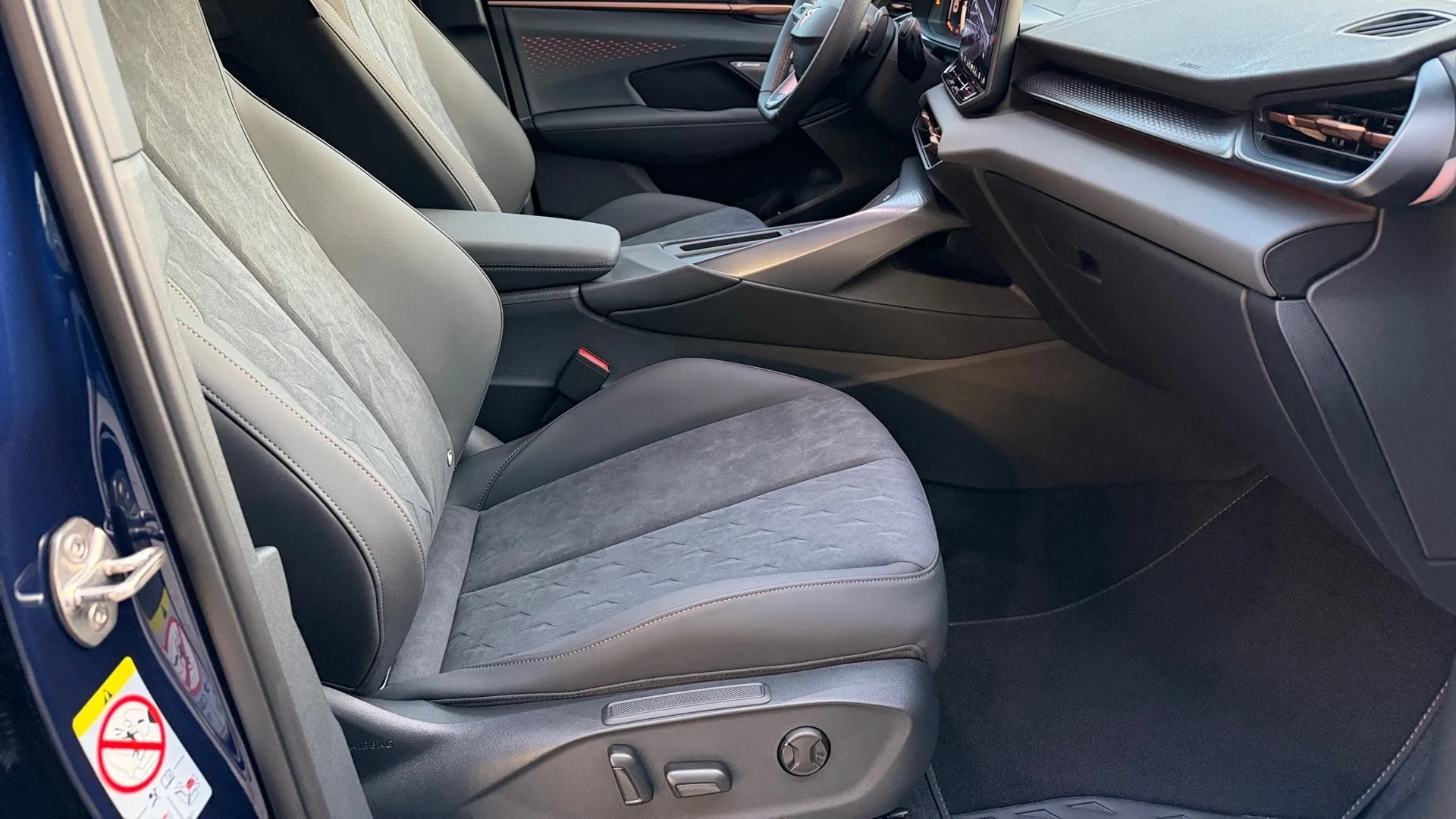 Obrázok CUPRA Terramar 2,0 TSI 204 4D 7DSG