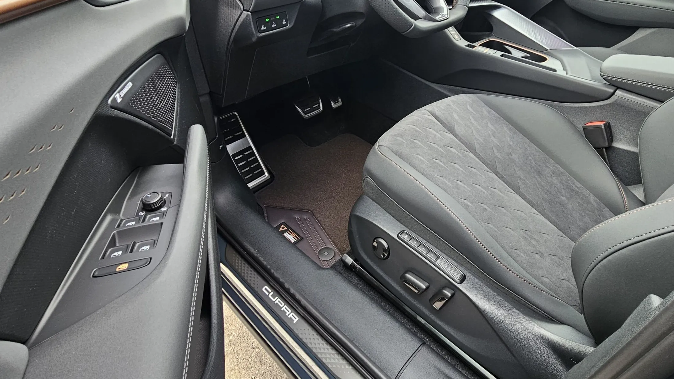 Obrázok CUPRA Terramar 2,0 TSI 204 4D 7DSG