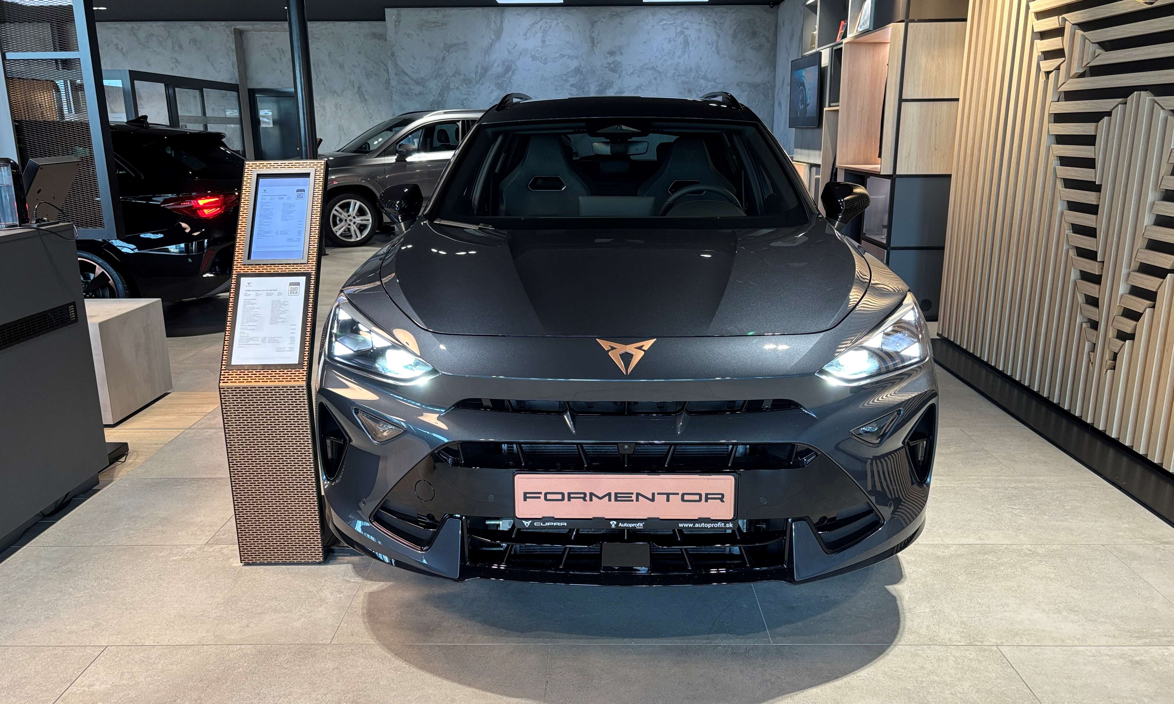 Obrázok CUPRA Formentor 1,5 eTSI 150 7DSG