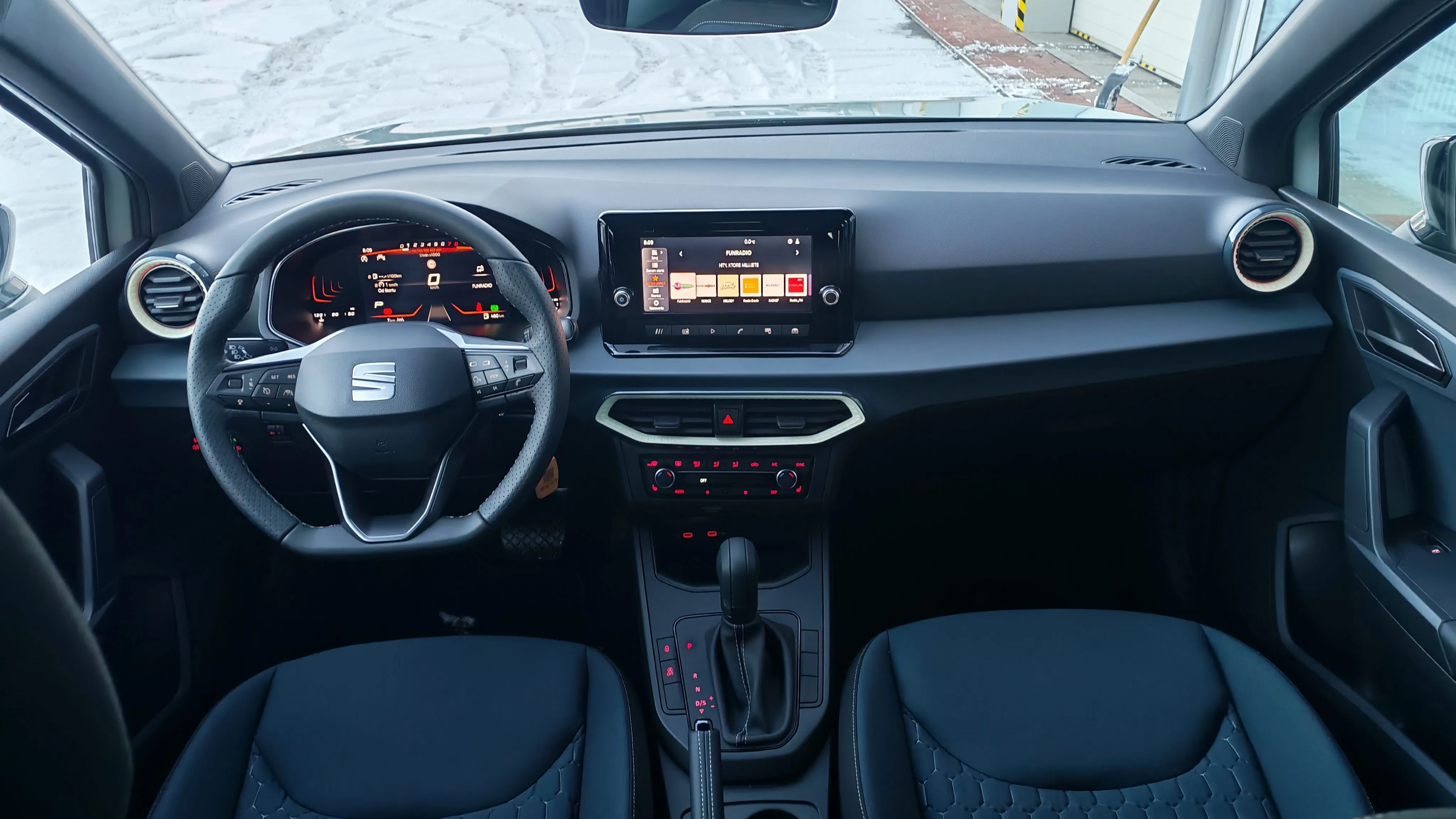 Obrázok Arona Style Family 1,0 TSI 115  7-DSG