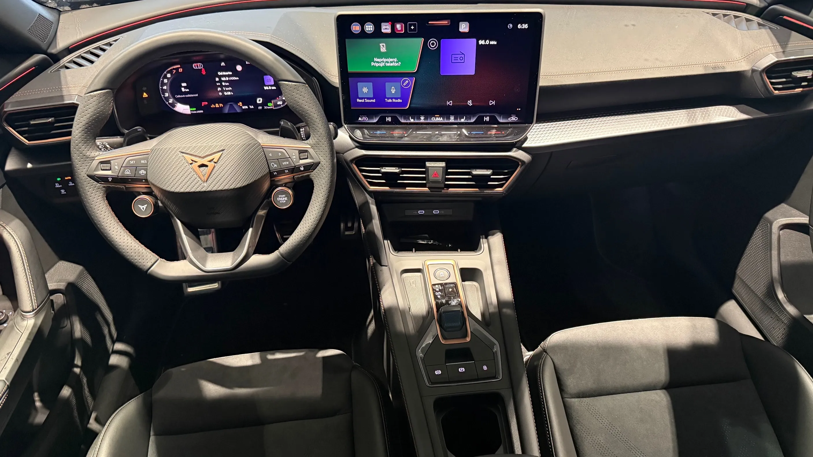 Obrázok CUPRA Formentor 1,5 eTSI 150 7DSG