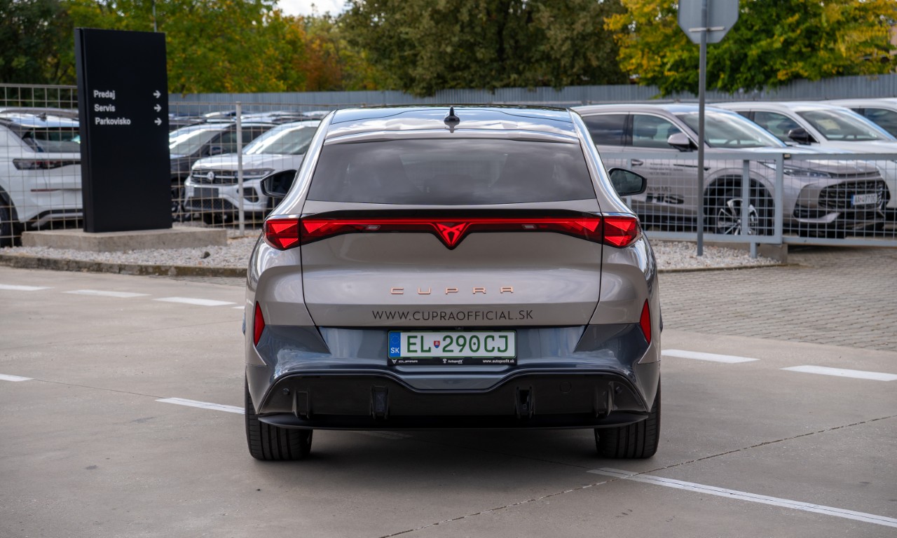 Obrázok CUPRA Tavascan 286/82 ADRENALINE