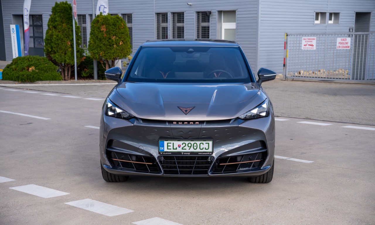 Obrázok CUPRA Tavascan 286/82 ADRENALINE