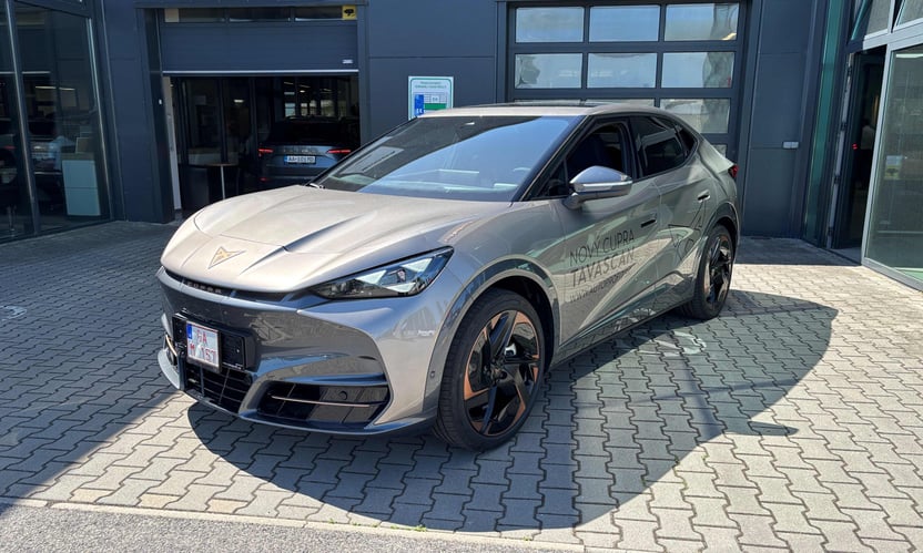 Obrázok CUPRA Tavascan 286/82 ADRENALINE