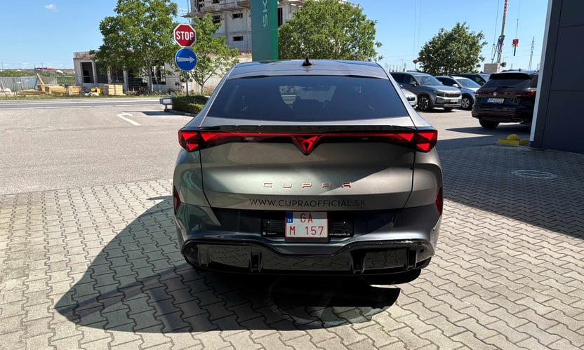 Obrázok CUPRA Tavascan 286/82 ADRENALINE