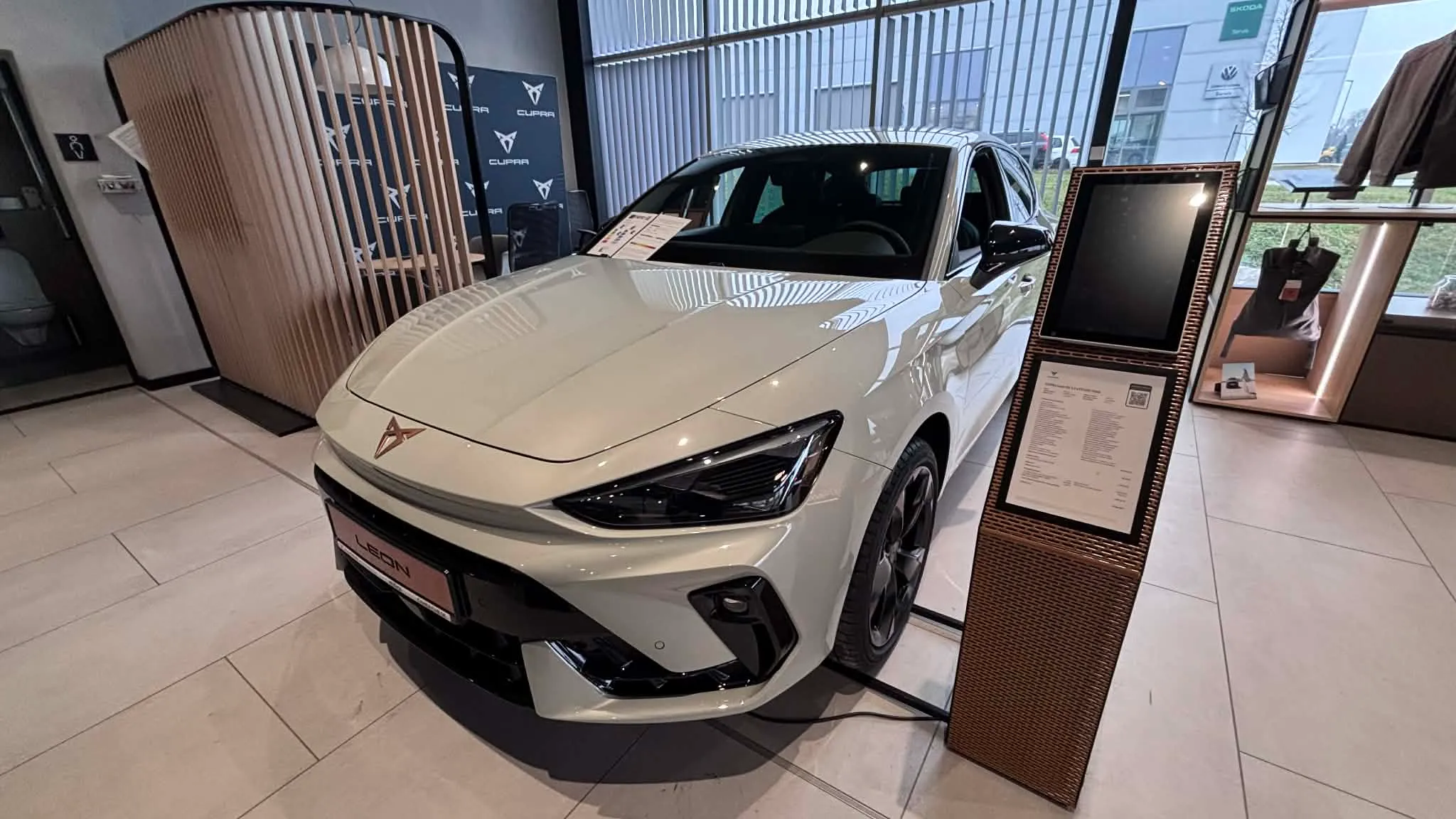 Obrázok CUPRA Leon 5D 1,5 eTSI 150 7DSG