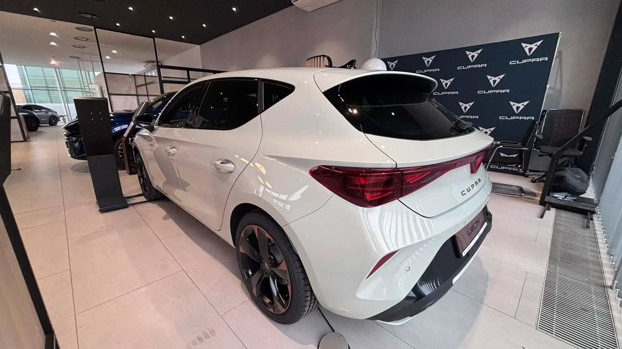 Obrázok CUPRA Leon 5D 1,5 eTSI 150 7DSG