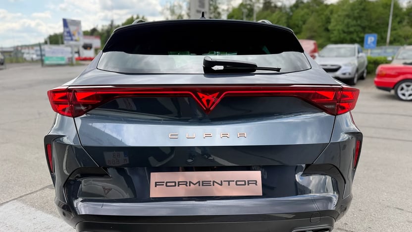 Obrázok CUPRA Formentor 1,5 eTSI 150 7DSG