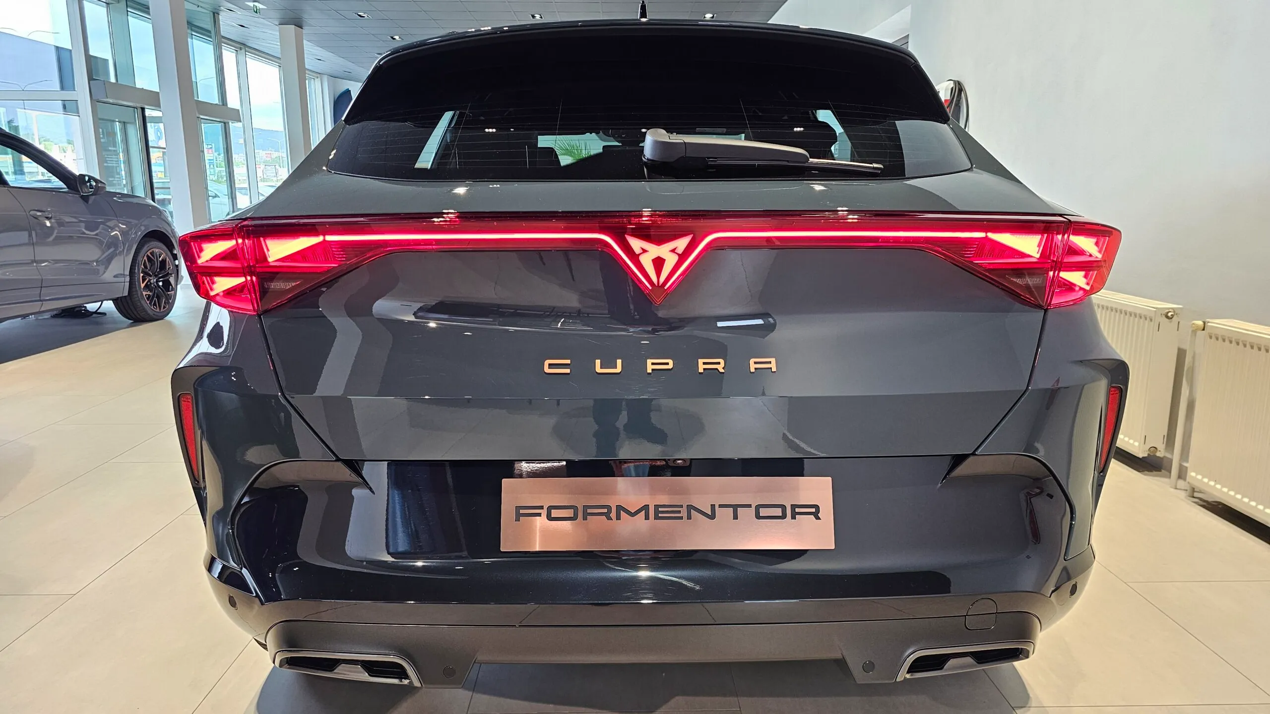 Obrázok CUPRA Formentor 1,5 eTSI 150 7DSG
