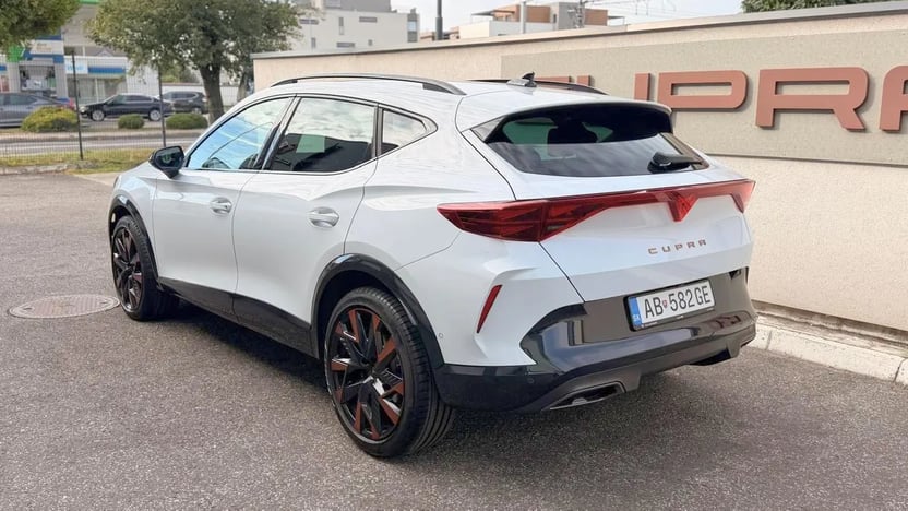 Obrázok CUPRA Formentor 1,5 eTSI 150 7DSG