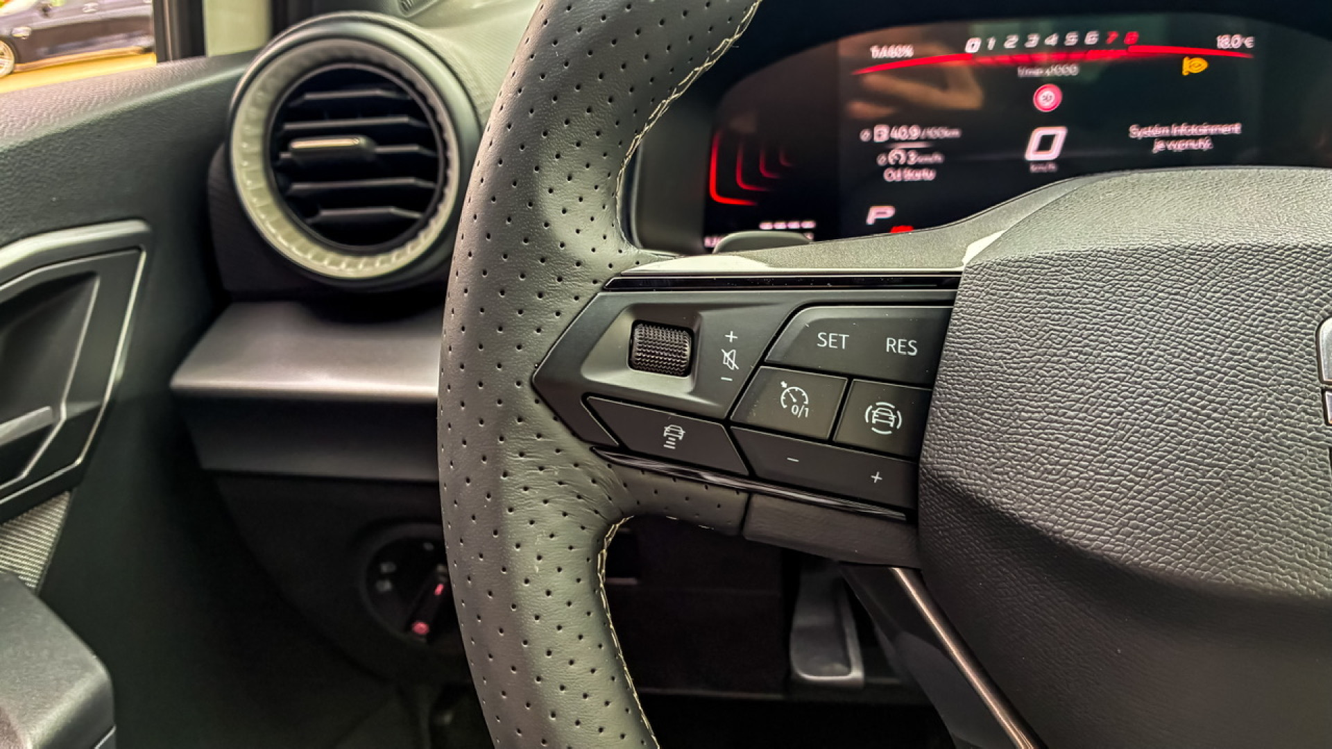 Obrázok Arona FR Max 1,0 TSI 115  7-DSG