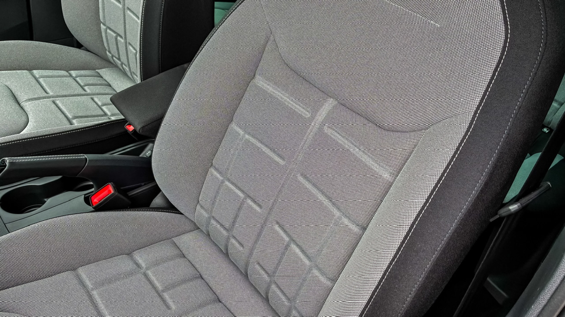 Obrázok Arona FR Max 1,0 TSI 115  7-DSG