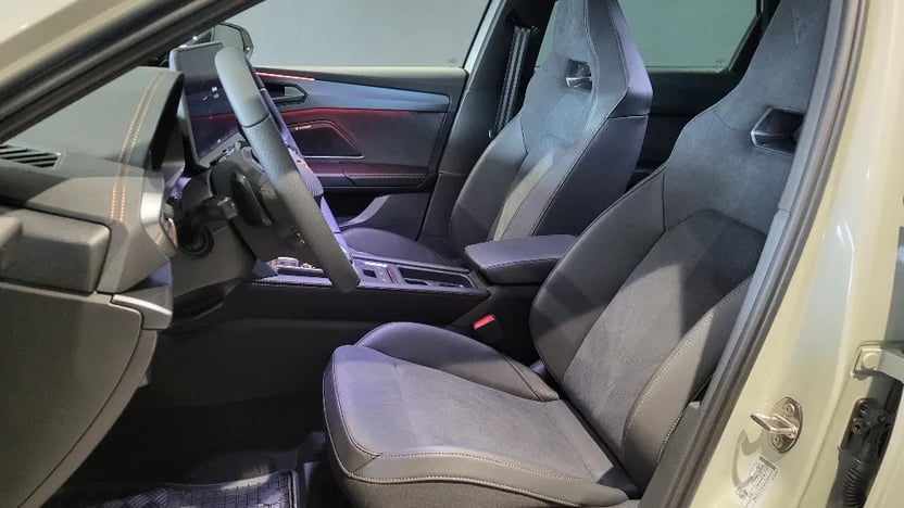 Obrázok CUPRA Leon SP VZ 2,0 TSI 333 4D 7-DSG