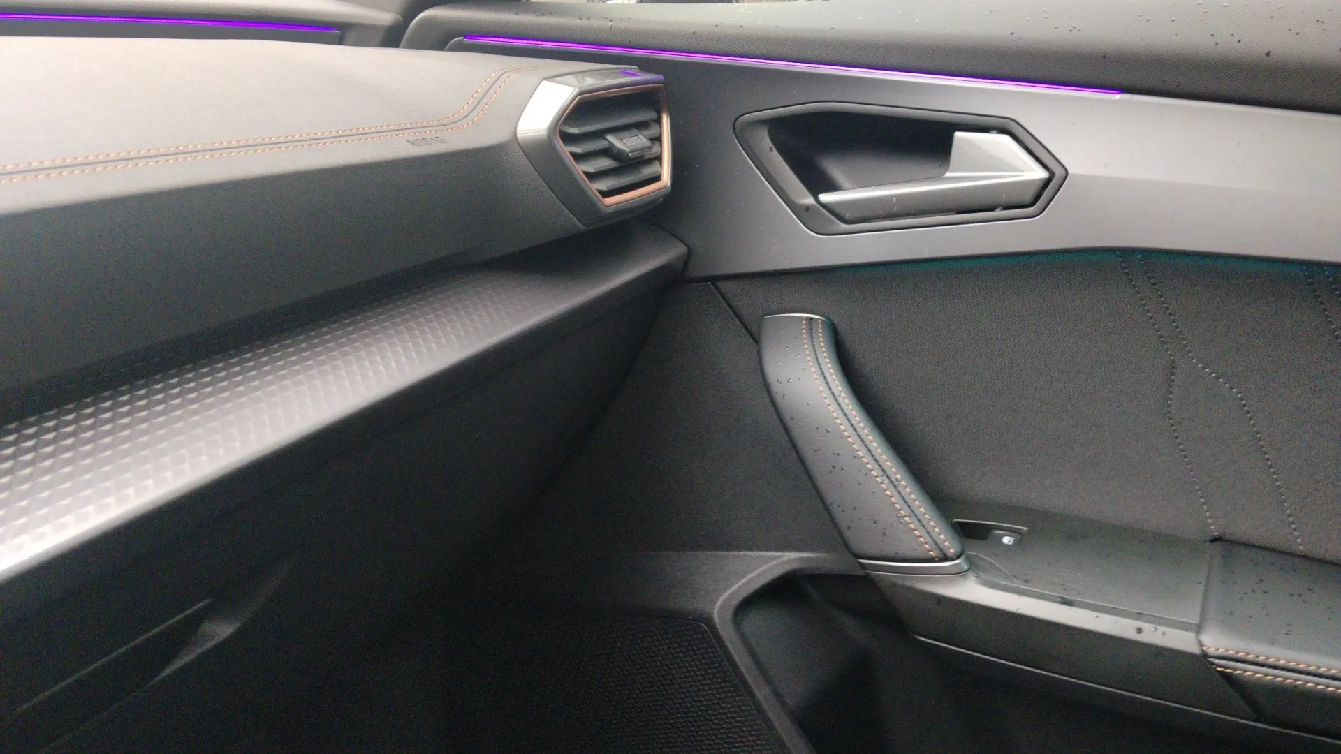 Obrázok CUPRA Formentor 1,5 eTSI 150 7DSG