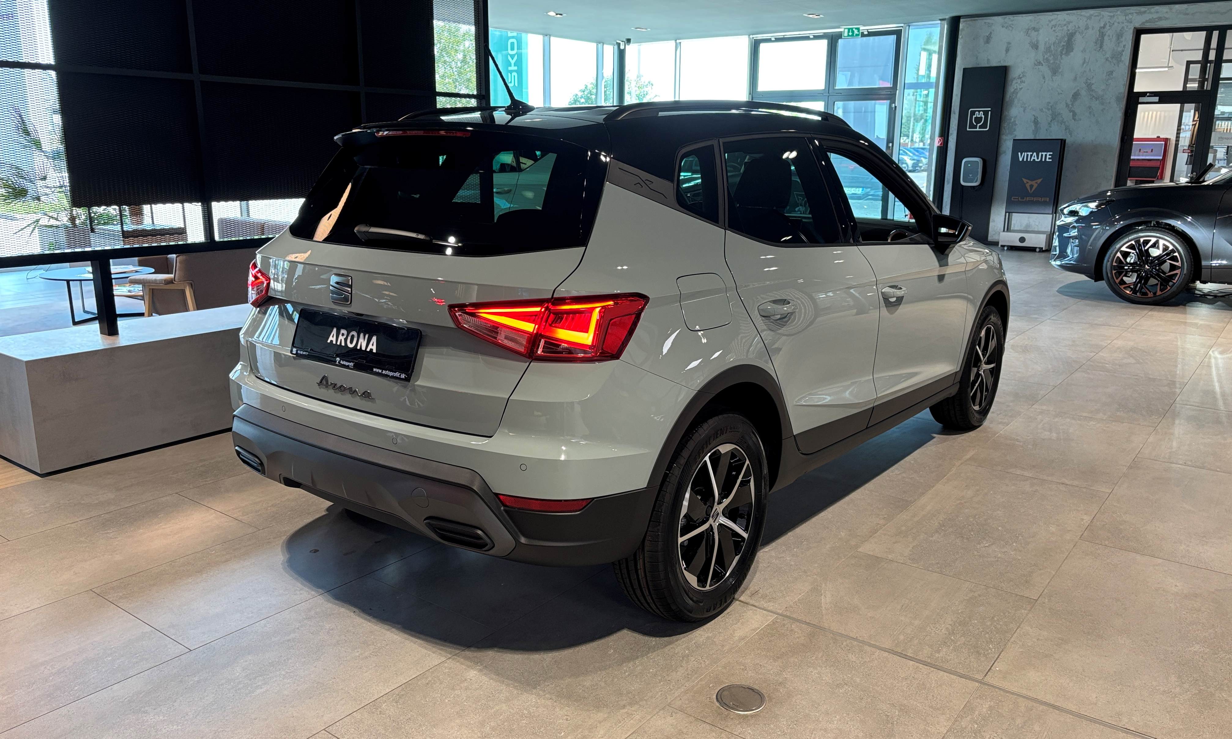 Obrázok Arona Style Family 1,0 TSI 115  7-DSG