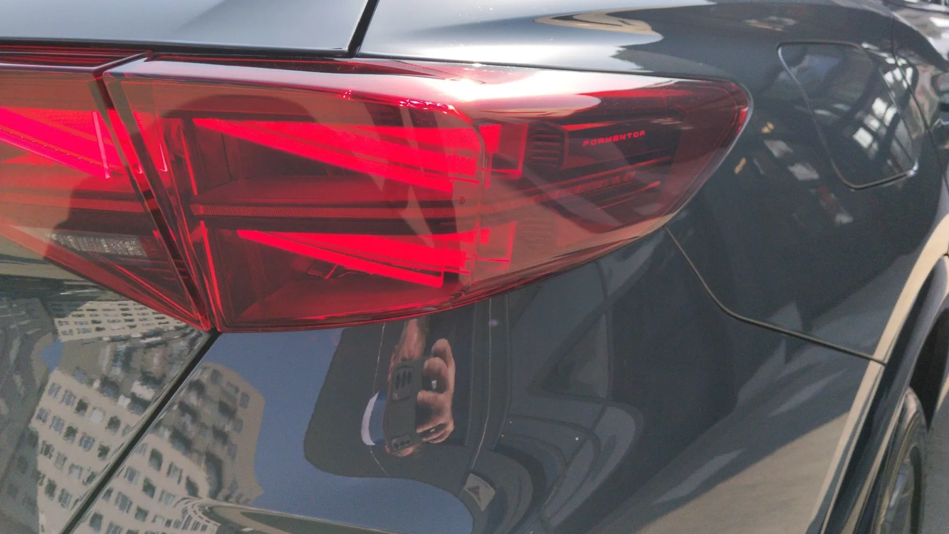 Obrázok CUPRA Formentor 1,5 eTSI 150 7DSG