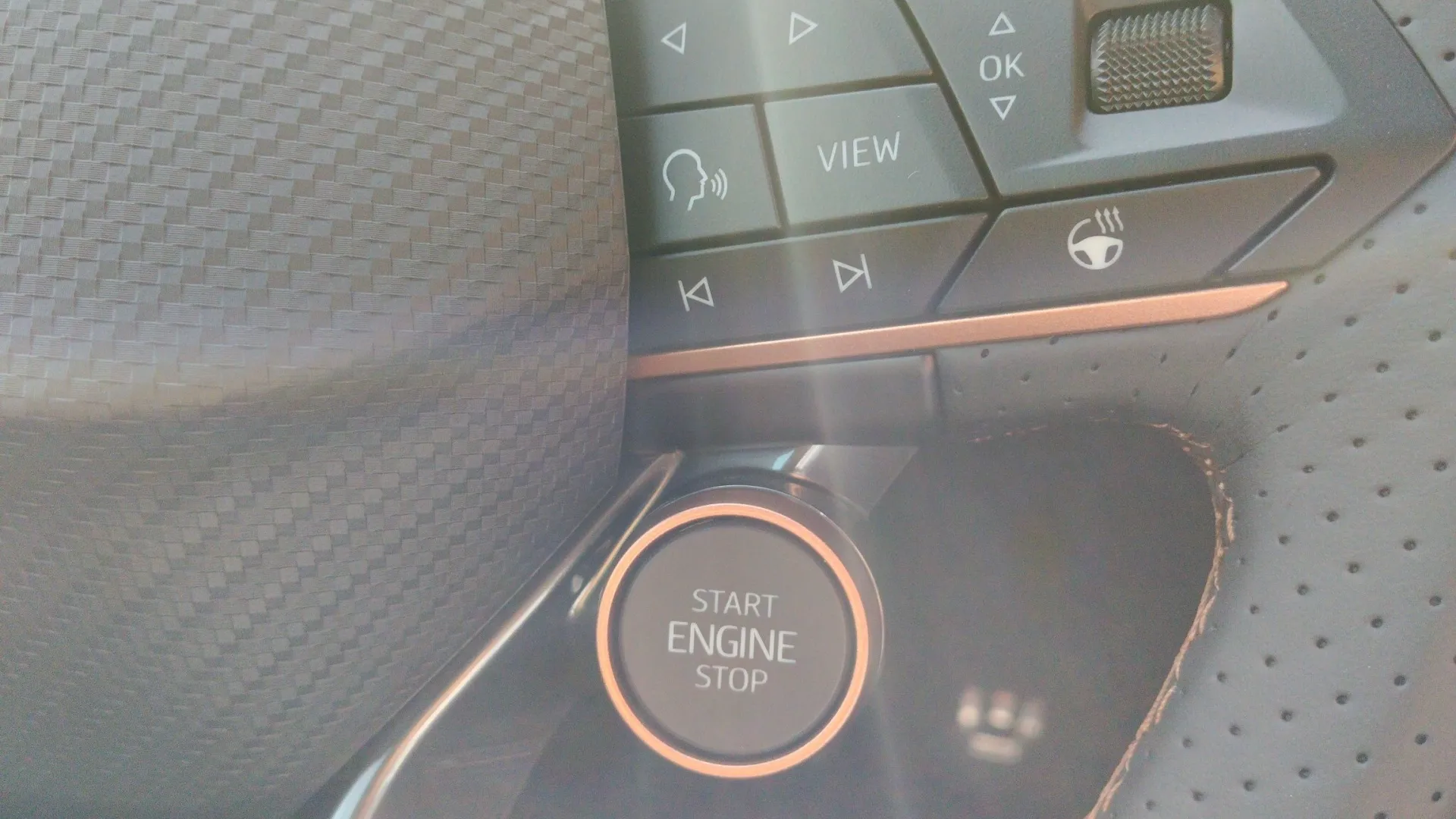 Obrázok CUPRA Formentor 1,5 eTSI 150 7DSG