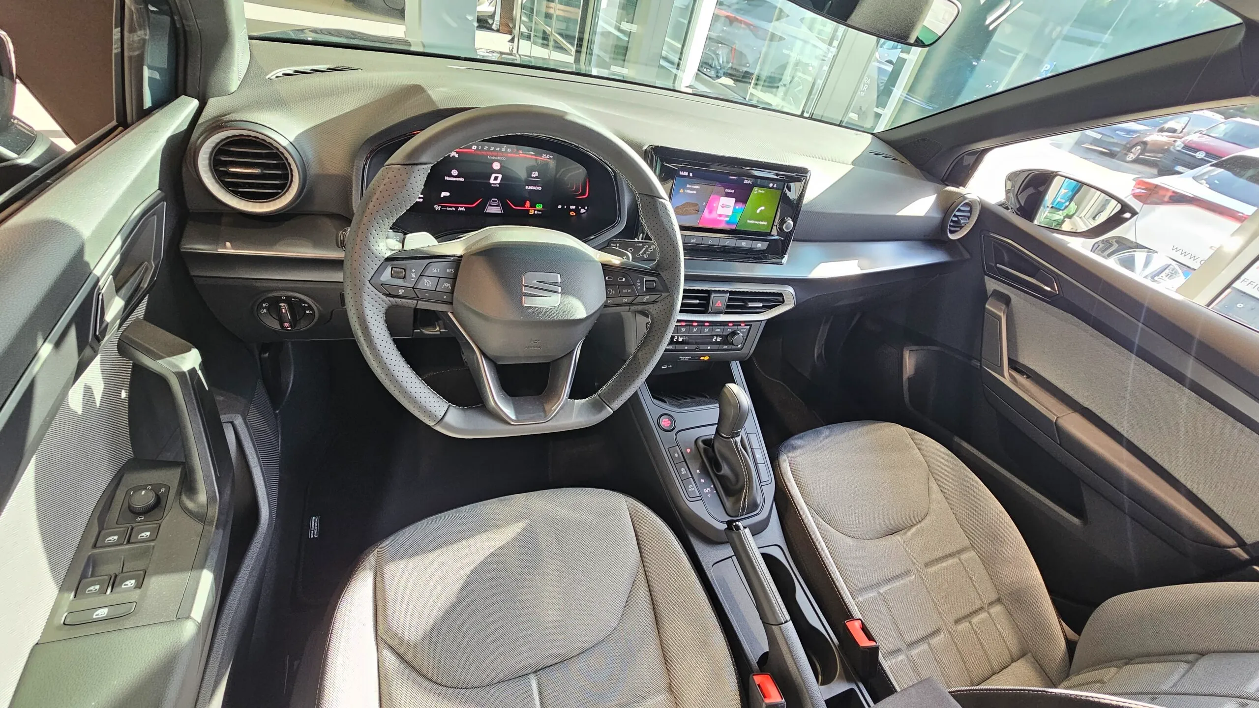 Obrázok Arona FR Max 1,5 TSI 150 EVO  7-DSG