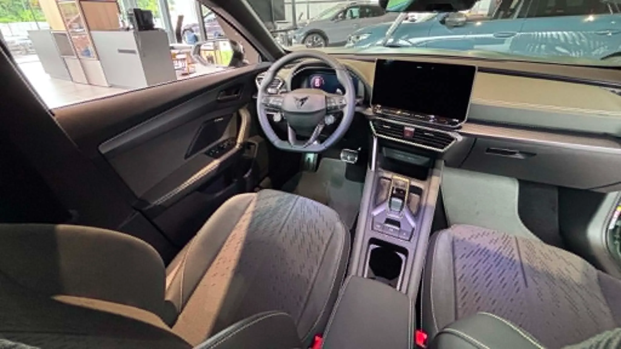 Obrázok CUPRA Formentor 1,5 eTSI 150 7DSG