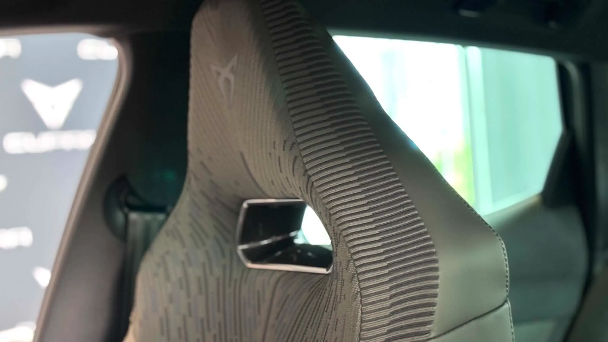 Obrázok CUPRA Formentor 1,5 eTSI 150 7DSG