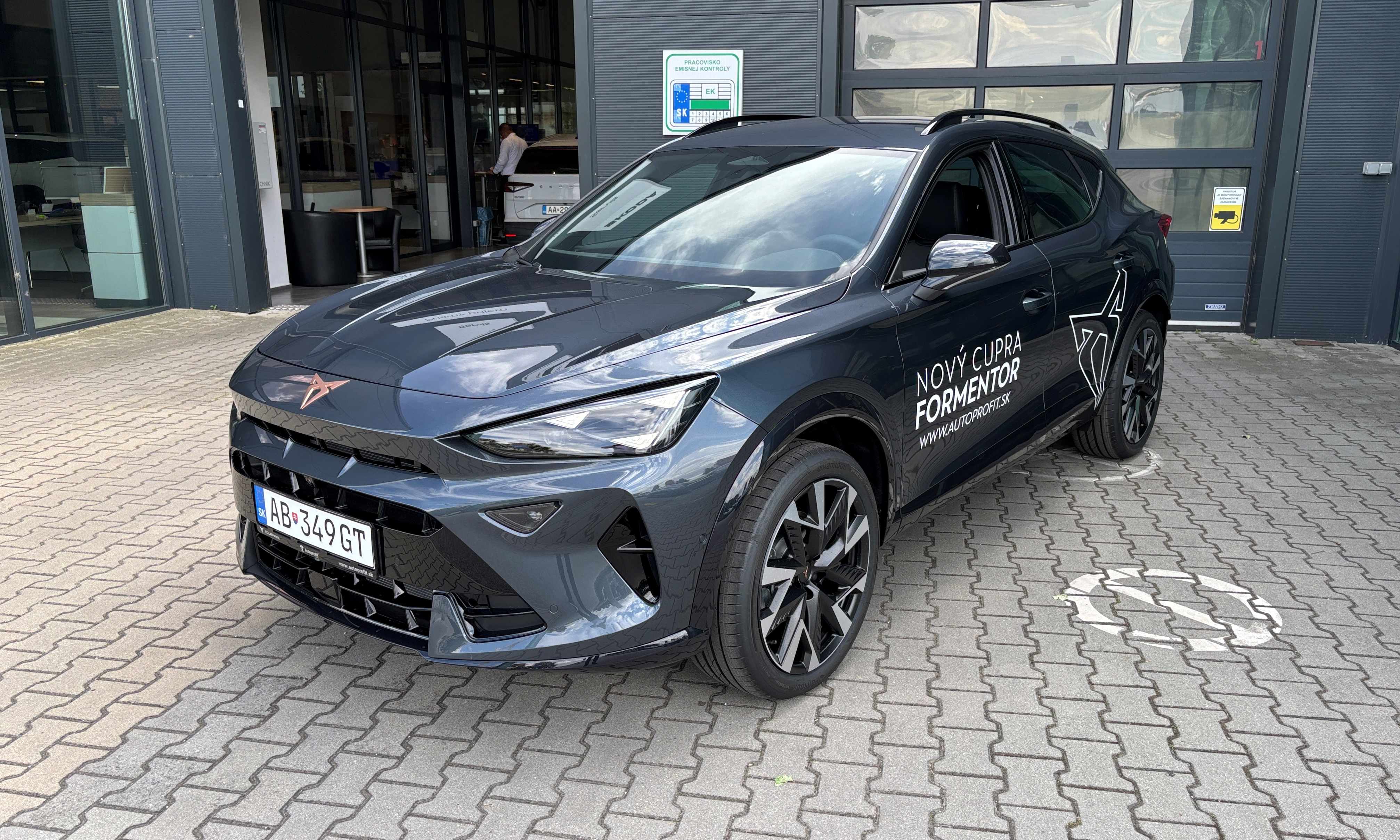 Obrázok CUPRA Formentor 1,5 eTSI 150 7DSG