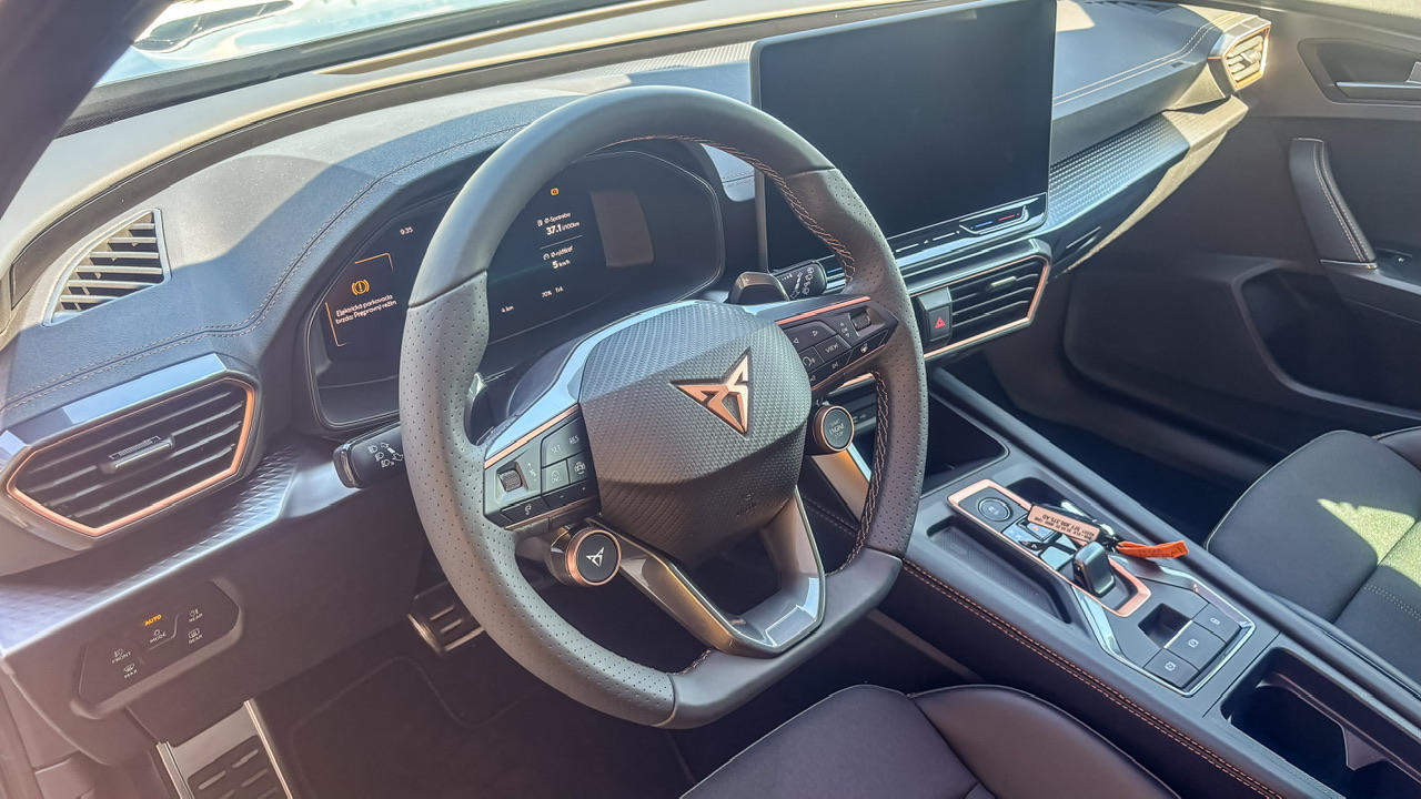 Obrázok CUPRA Formentor 1,5 eTSI 150 7DSG