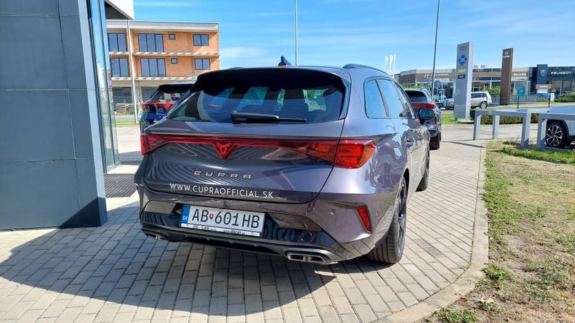 Obrázok CUPRA Leon SP 1,5 eTSI 150 7DSG