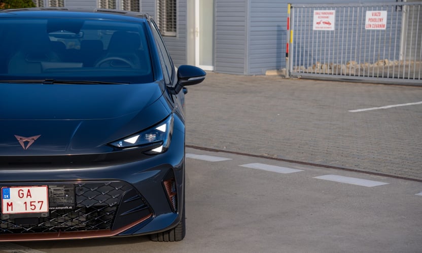 Obrázok CUPRA Born eBoost 190/58