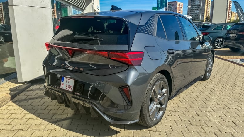 Obrázok CUPRA Born eBoost 190/58